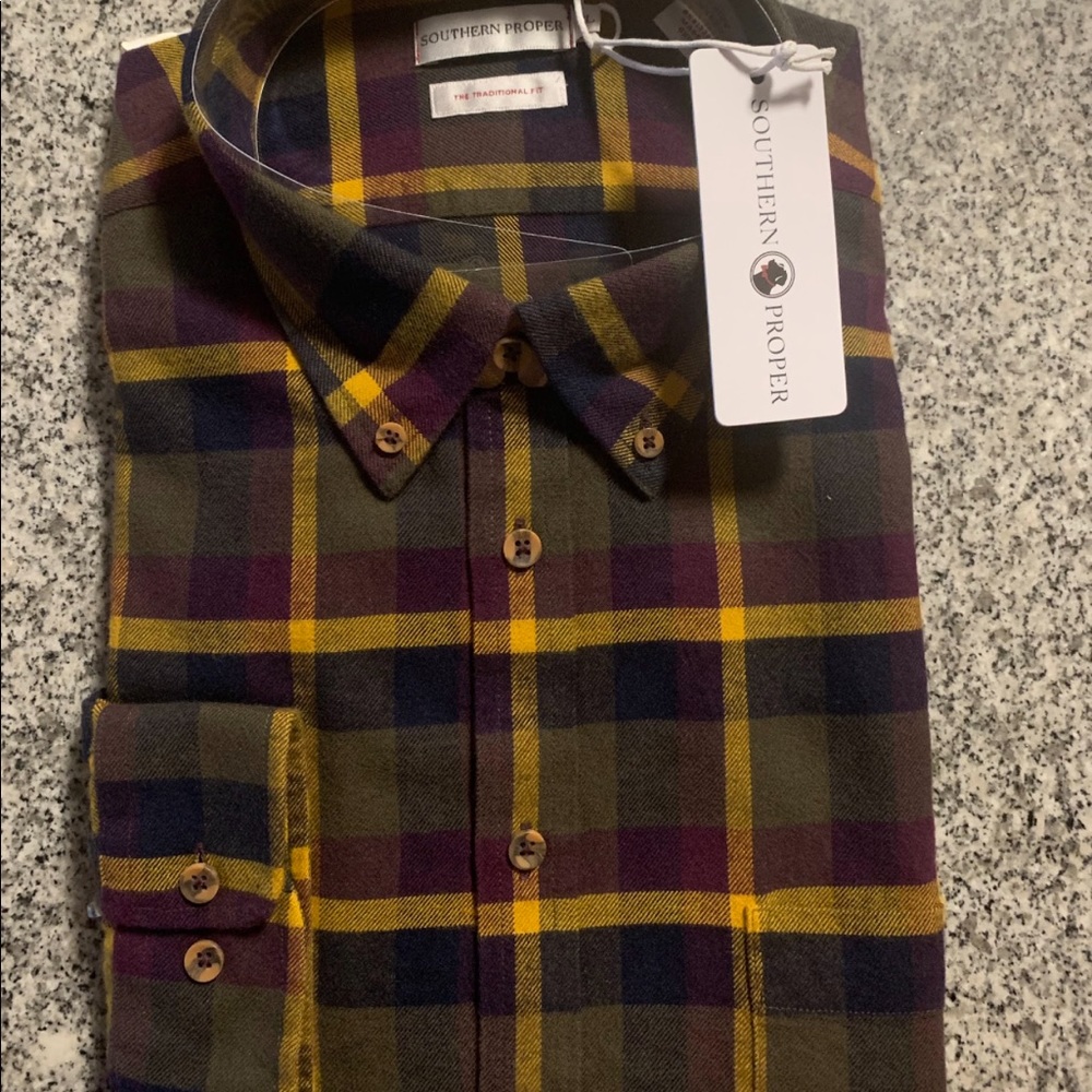Men’s southern proper dress shirt